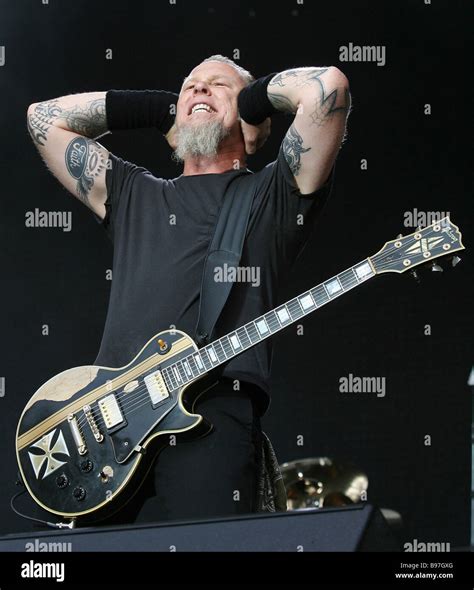 James Hetfield Metallica Lead Singer High Resolution Stock Photography ...