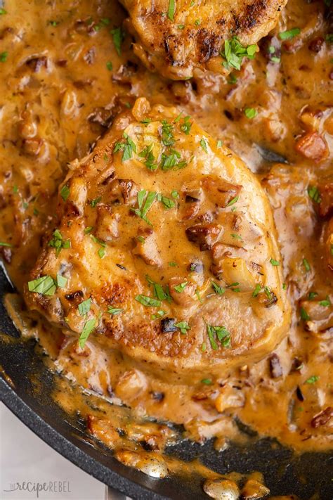 Juicy & Flavorful Smothered Pork Chops - The Recipe Rebel