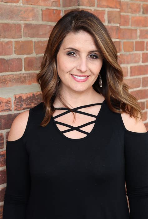 laura – Posh The Salon