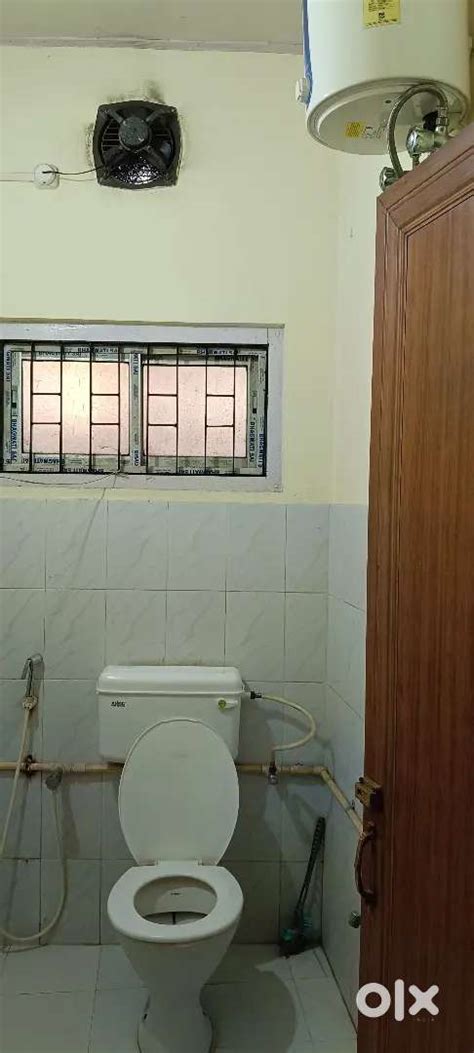 Independent 1bhk assam type sixmile panjabari RD sankardev kalakhetra ...