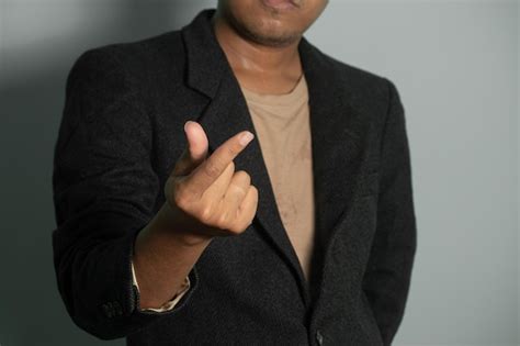 Man Business Suit HandsUp 的图像结果