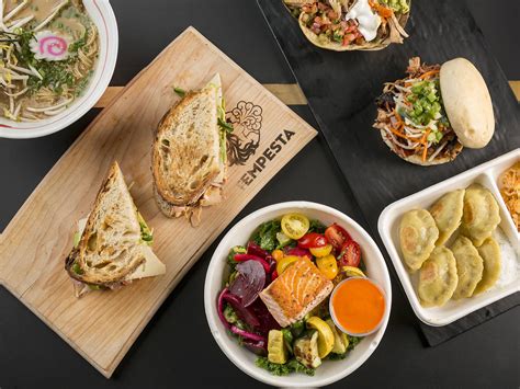 17 Delicious Chicago Loop Restaurants