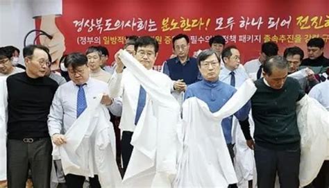 大批医生集体辞职！韩国总统尹锡悦被惊动，他发出警告：“绝不姑息！” | 每经网