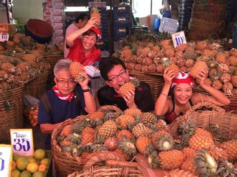 What Do You Call a Local Market 的图像结果