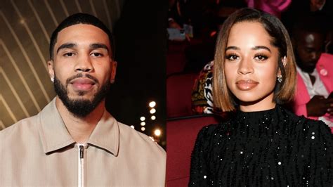 Jayson Tatum Poses W/ Ella Mai & Baby After Olympic Win (Video)