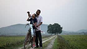 'Mini Bank' wins over people with its simple narrative, effective ...