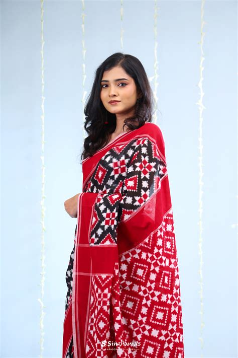 All Handwoven Sarees – Page 3 – Singhania's