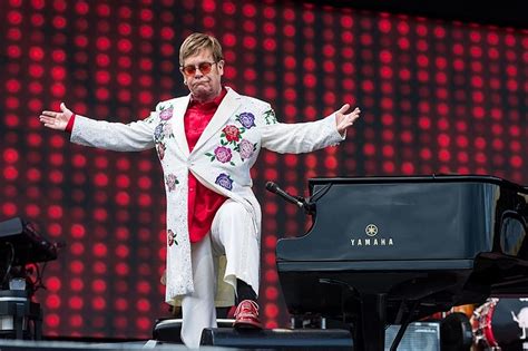 Elton John Announces Final 2022 U.S. Tour Dates