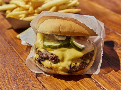 The 20 Best Burgers In LA - Los Angeles - The Infatuation