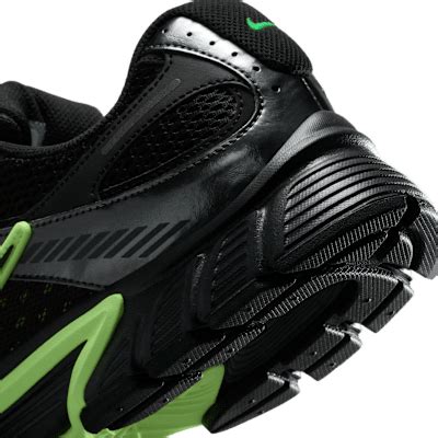 Nike V5 RNR Men's Shoes. Nike IN
