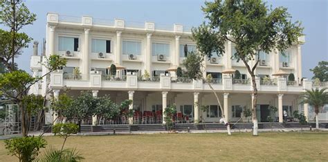 BLUE ORCHID RESORT (Lucknow) - Resort Reviews & Photos - Tripadvisor