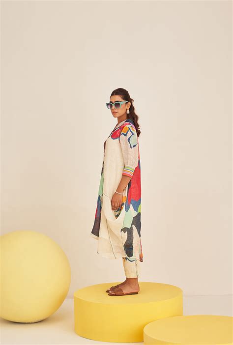 Red Abstract Print Cowl Bella Kurta Set – Misri By Meghna Nayyar