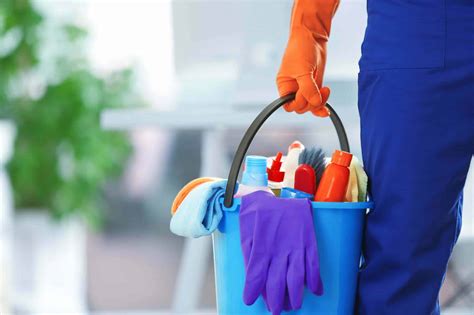 4 Reasons to Hire a Janitorial Cleaning Service - California Business ...