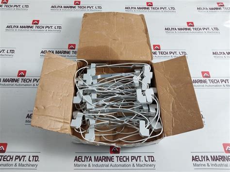 Lot Of 22X Pr-B2003 Halogen Lamp Holder 110/250V 1500W – Aeliya Marine Tech