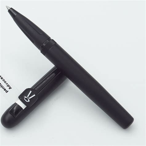 penhouse.in Mat Black Color Body With Black Color Magnatic Cap And ...