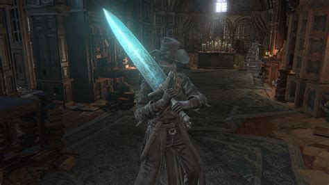 This is definitely my favorite version of the moonlight greatsword. : r ...