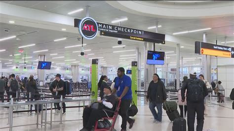 Atlanta Airport warns of longer wait times | 11alive.com