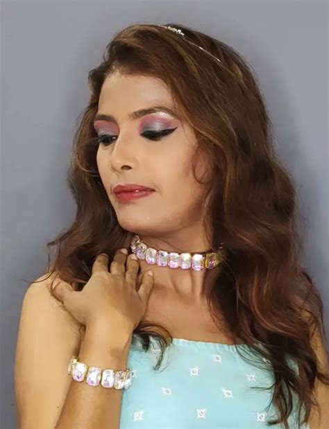 Arpana Baria Makeup Artist Services, Review and Info - Olready