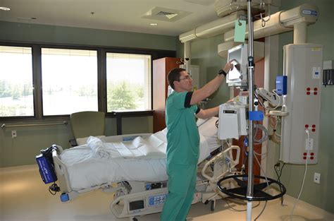Cutting-Edge Intensive Care Unit opens at the Eisenhower Army Medical ...