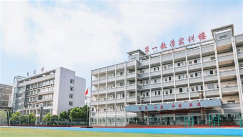 南康市十大初中排名一览表-江西省南康中学上榜(园林化学校)-排行榜123网