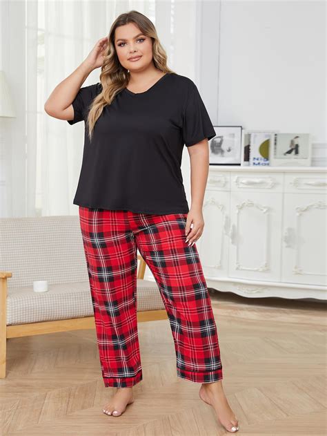 Women's Plus Size Pajama Set Short Sleeve V-Neck Tee and Plaid Pants ...