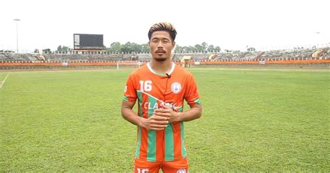 Mohammedan Sporting sign in former Neroca FC forward Subhash Singh