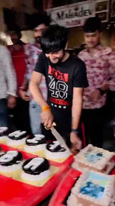Four arrested for cutting cake with knife in public in Vidyanagar: Two ...