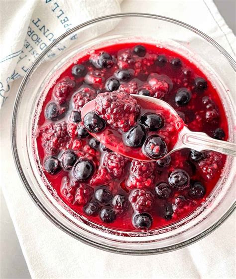 Berry Compote (2 ingredient & 10 minute recipe) - Vintage Kitchen Notes