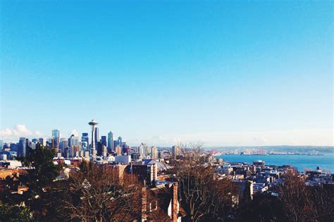 Best Food in Seattle: 10 Authentic Seattle Dishes You Have to Try