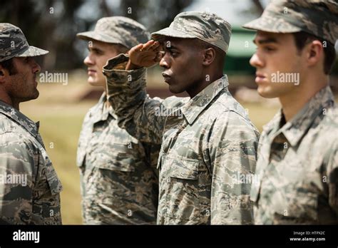 Army Boot Training 的图像结果