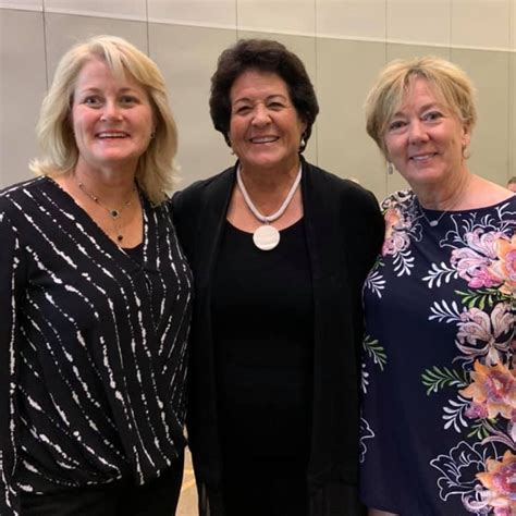 Nancy Lopez's Bio, Age, Net Worth, Golf Course, Clothes, Earnings ...
