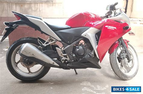 Used 2011 model Honda CBR 250R for sale in Mumbai. ID 220930 - Bikes4Sale