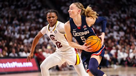 South Carolina vs UConn prediction for Dawn Staley vs Geno Auriemma