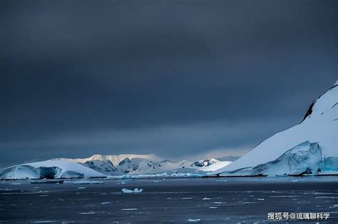 南极的冰墙 库存照片. 图片 包括有 墙壁, 在前, 空白, 颜色, 丝毫, 大陆 - 203849046