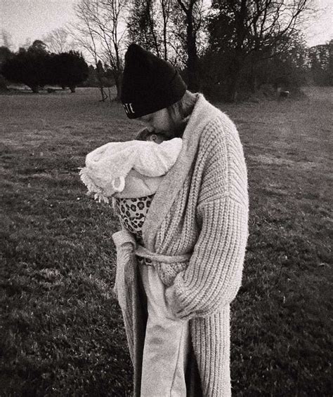 Gigi Hadid shares adorable pictures from her pool date with baby Khai ...