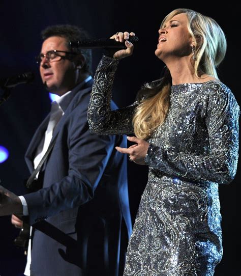 Carrie Underwood and Vince Gill stepped onto the stage knowing the risk ...