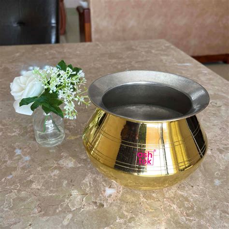 Brass Dekchi, Cooking Pot with Tin coating khalai inside. – Ashtok
