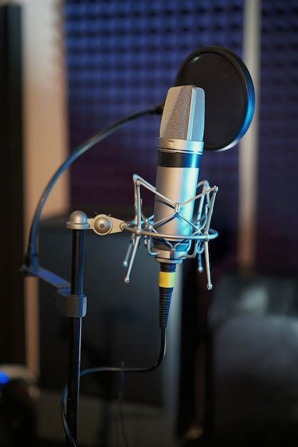 Music Recording Studio Mic 的图像结果