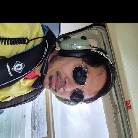 Amazon.in: Buy GIGABYTE C200G CASE with Tempered Side Glass Panel and ...