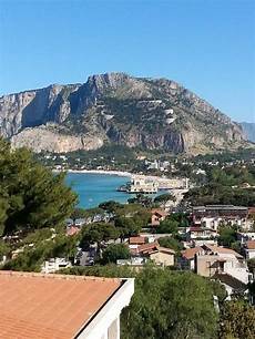 terrazza sul golfo terrazza sul golfo mondello has wi fi and tub terrazza sul golfo terrazza sul golfo mondello has wi fi and tub