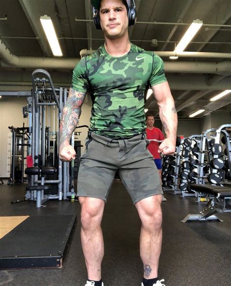 Pierre Fitch Findr.Fans - ONLYFANS DIRECTORY of HOT GUYS @pierrefitch — findr.fans