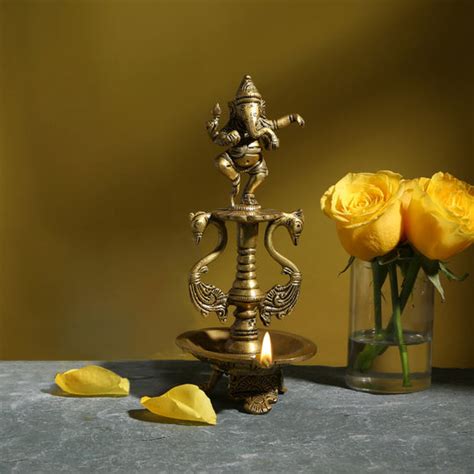 Brass Dancing Ganesha Oil Diya with Base – Two Moustaches Store