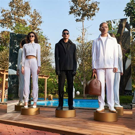 Sarah & Sandeep to hold London trunk show