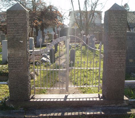 Ahavath Achim Anshe Stolin | Baron Hirsch Cemetery (NY) | US & Canada ...
