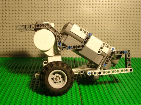 Build a Robot 的图像结果