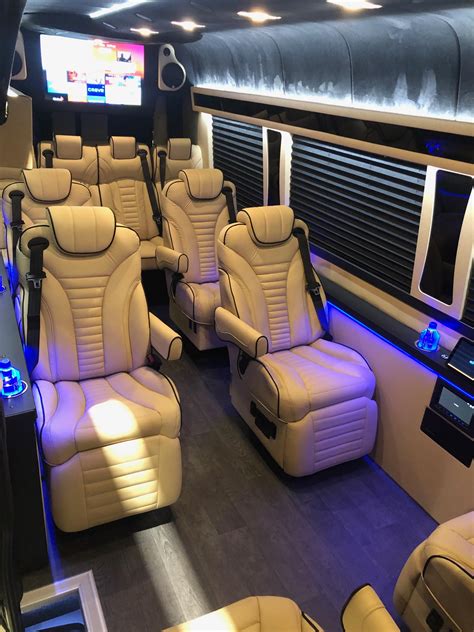 Customized Sprinter Vans 的图像结果