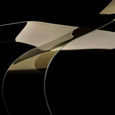 The Wonders of Glass | Science of Glass in the Glass Age | Corning