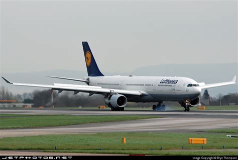 D-AIKF | Airbus A330-343 | Lufthansa | Bryn Thompson | JetPhotos