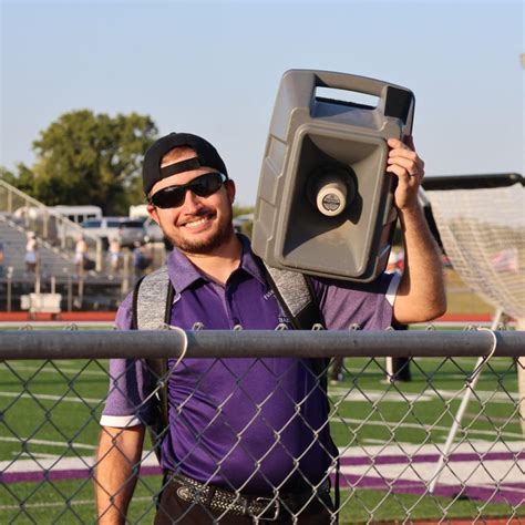 What is a Crossfader? (And How do I Use One?)