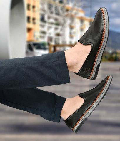 Bigboon store - Buy Handmade Ethnic Footwear, Mojari for men's shoes ...